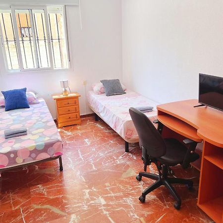 Habitacion Compartido Huelva Centro Extérieur photo